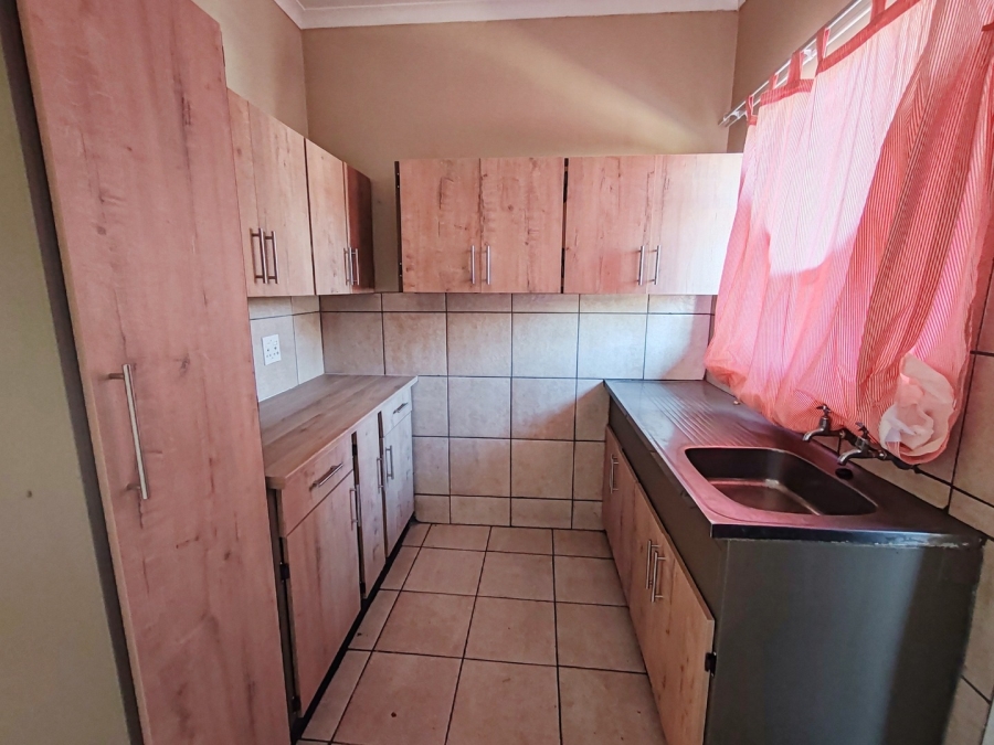2 Bedroom Property for Sale in Potchefstroom North West